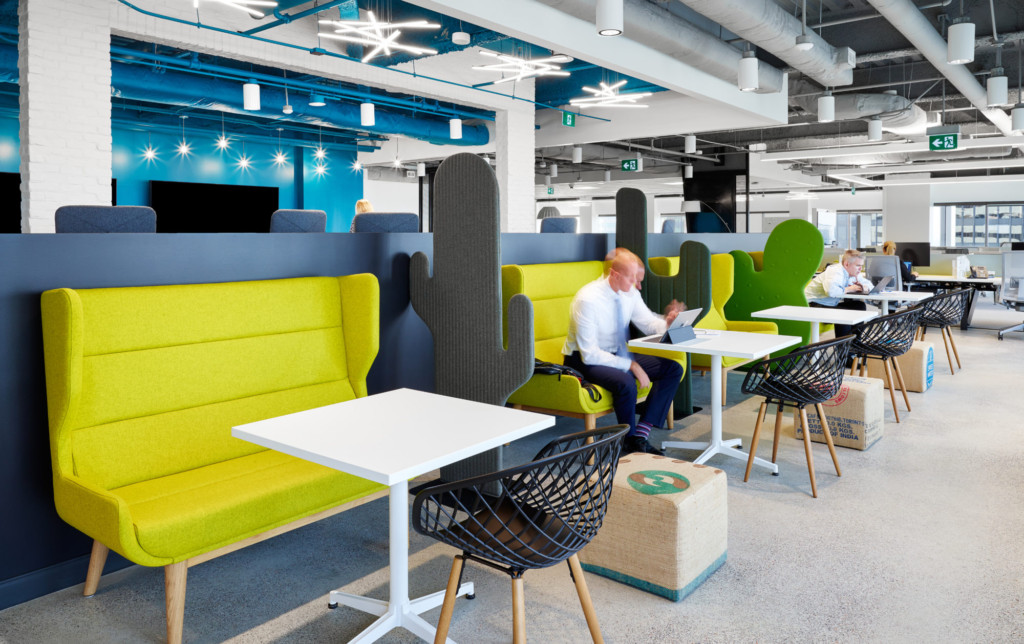 5 Office Trends That Will Grow in 2017 - ChargeSpot